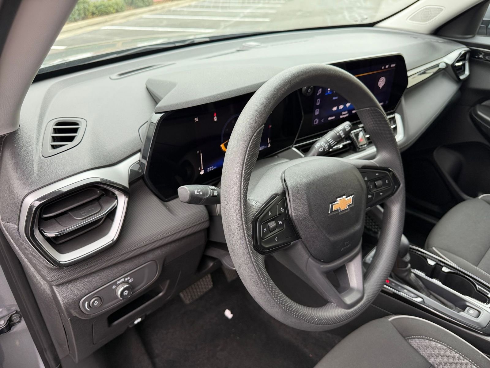 Thumbnail: 2025 Chevrolet TrailBlazer - 32