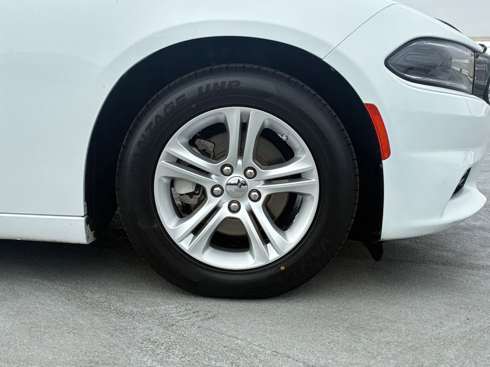 Thumbnail: 2022 Dodge Charger - 30