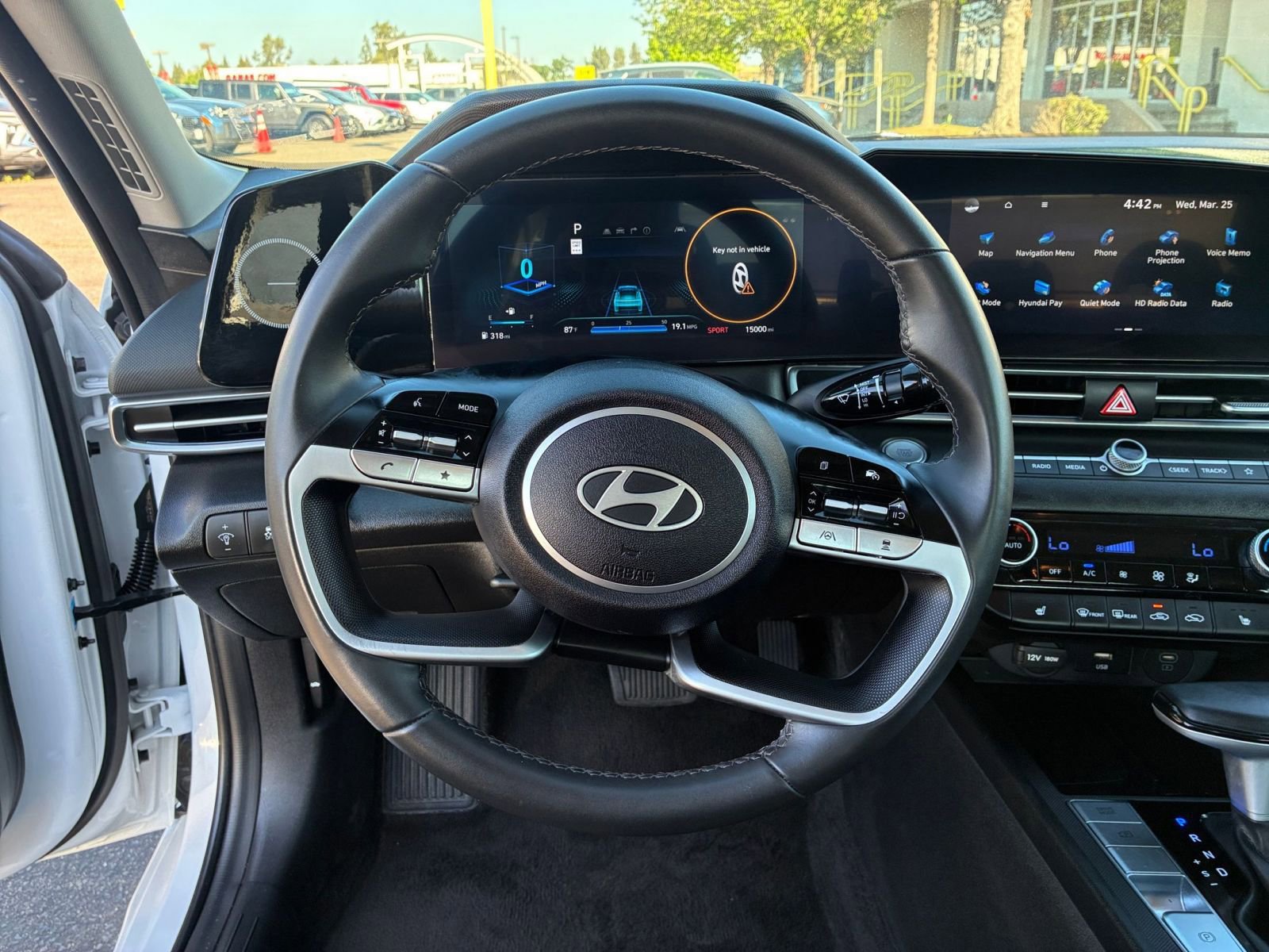 Thumbnail: 2025 Hyundai Elantra - 25