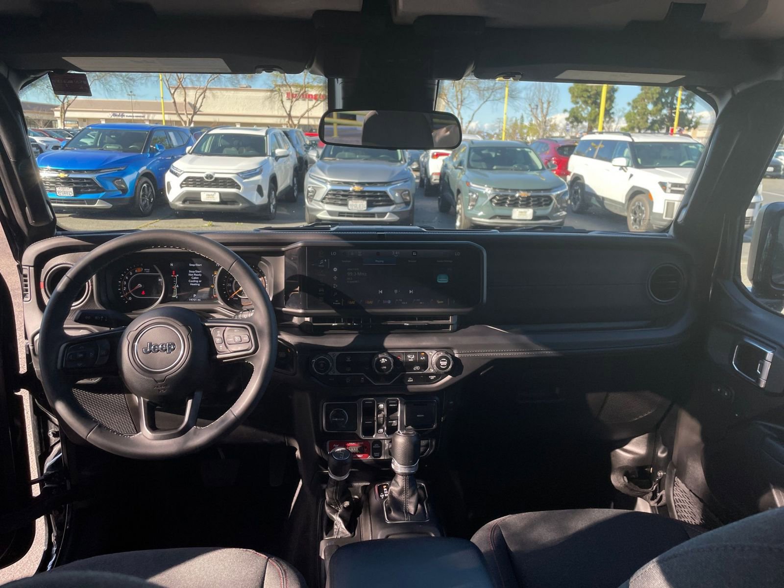 Thumbnail: 2025 Jeep Wrangler - 32