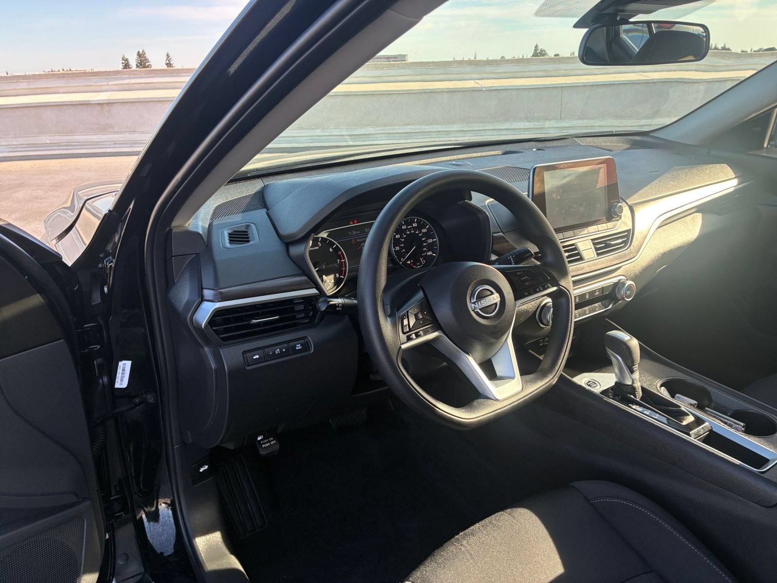 Thumbnail: 2025 Nissan Altima - 29