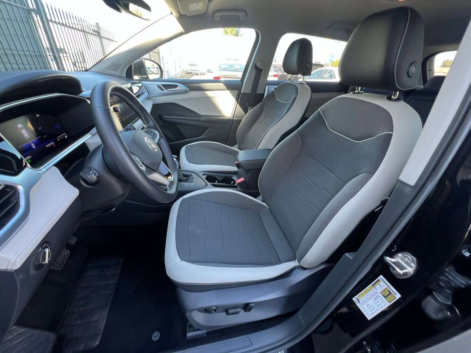 Thumbnail: 2025 Volkswagen Taos - 28