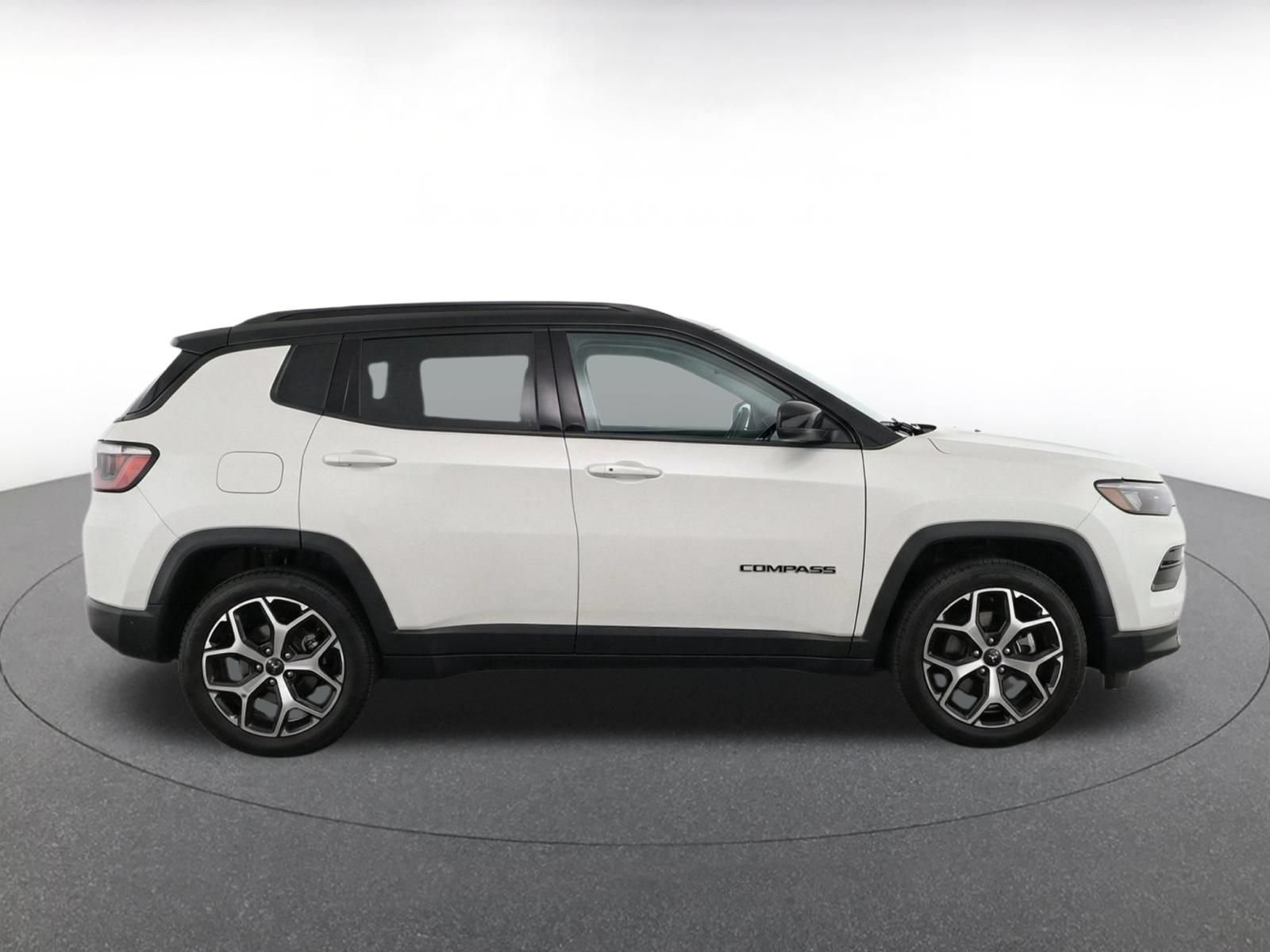 Thumbnail: 2025 Jeep Compass - 10