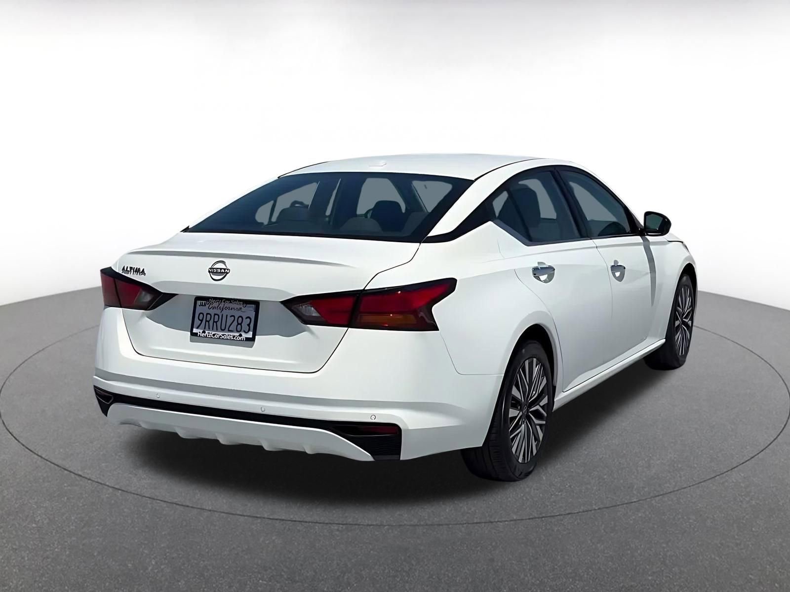 Thumbnail: 2025 Nissan Altima - 14
