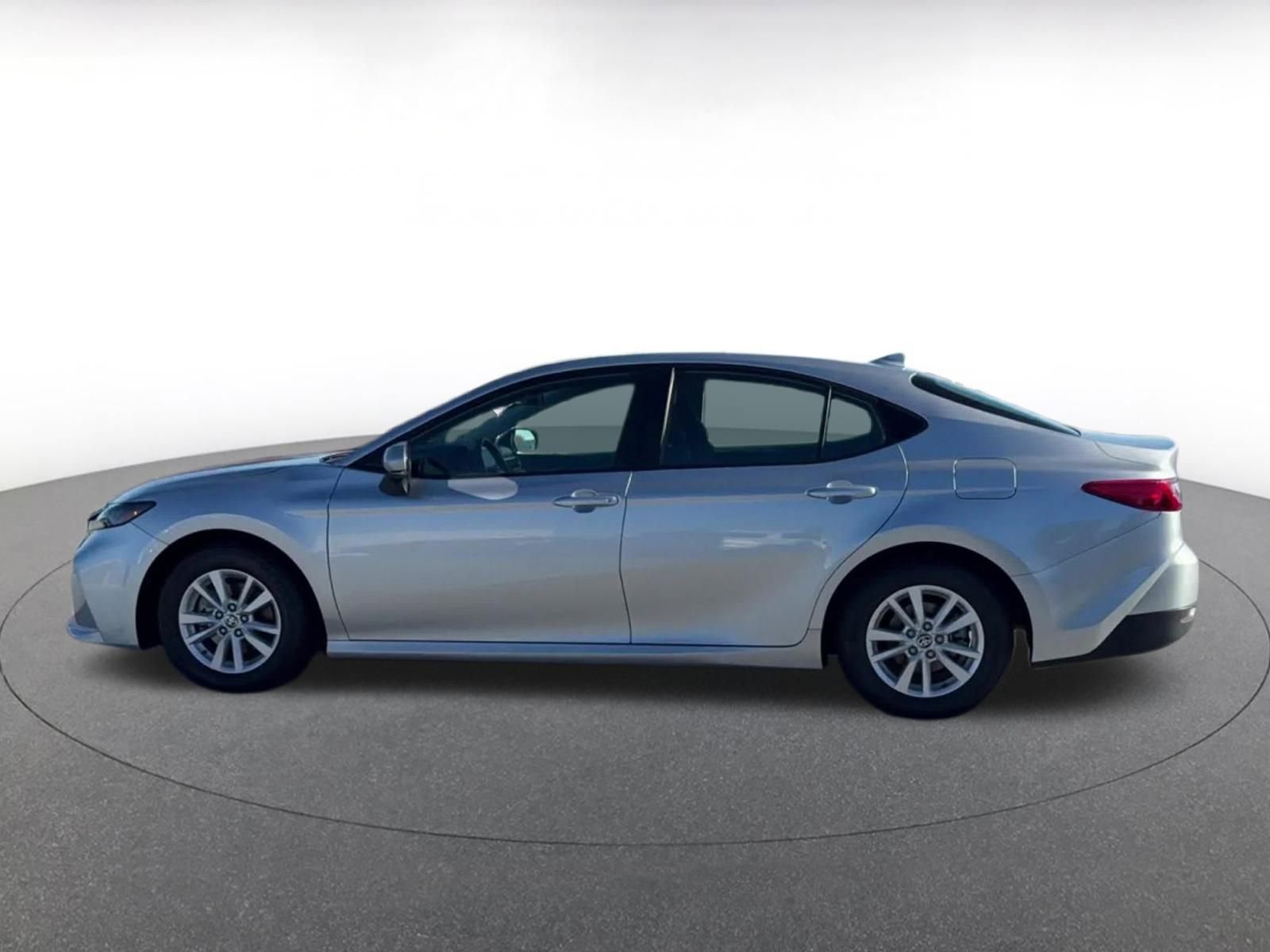 Thumbnail: 2025 Toyota Camry - 9