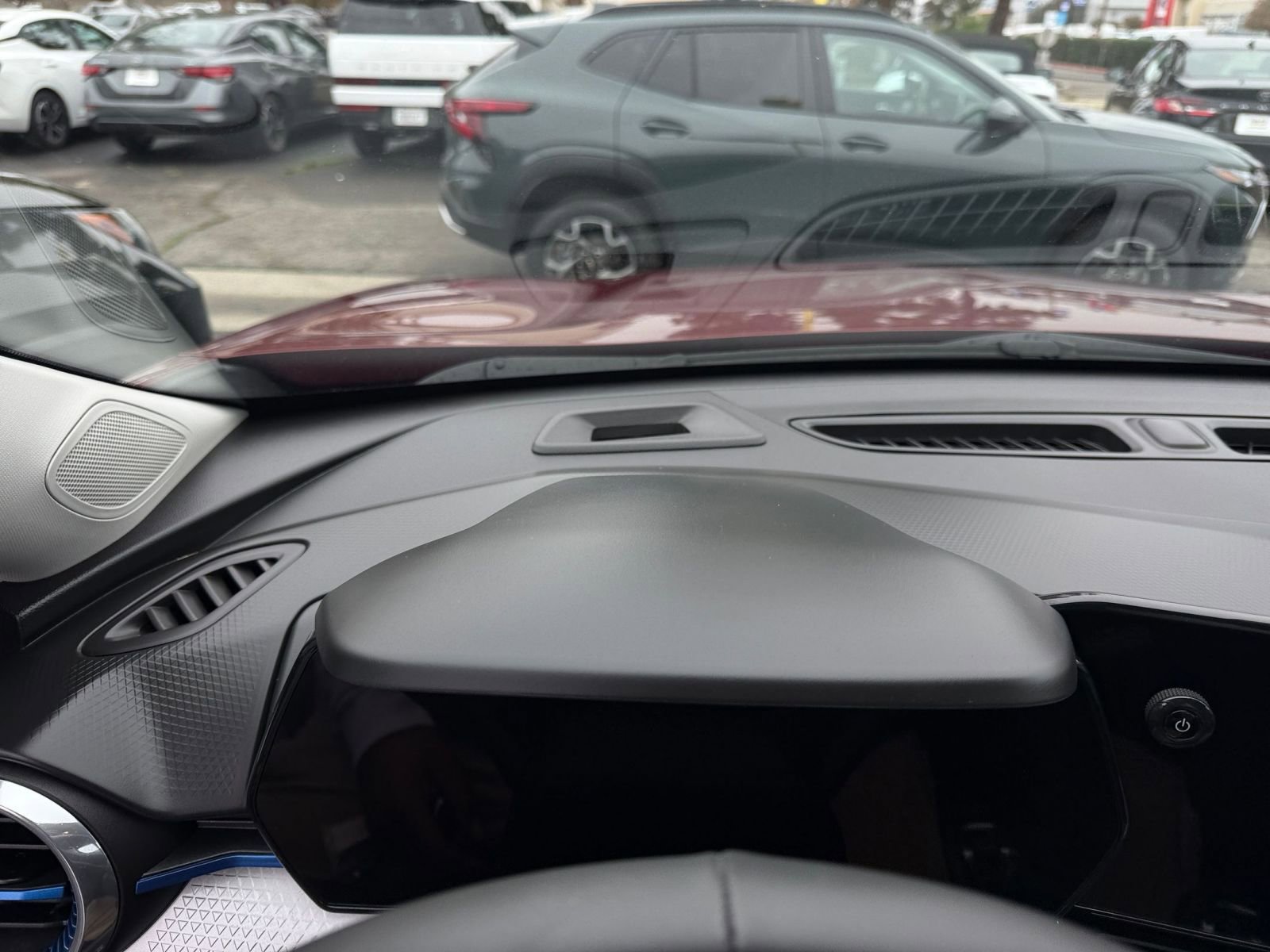 Thumbnail: 2025 Chevrolet Trax - 34