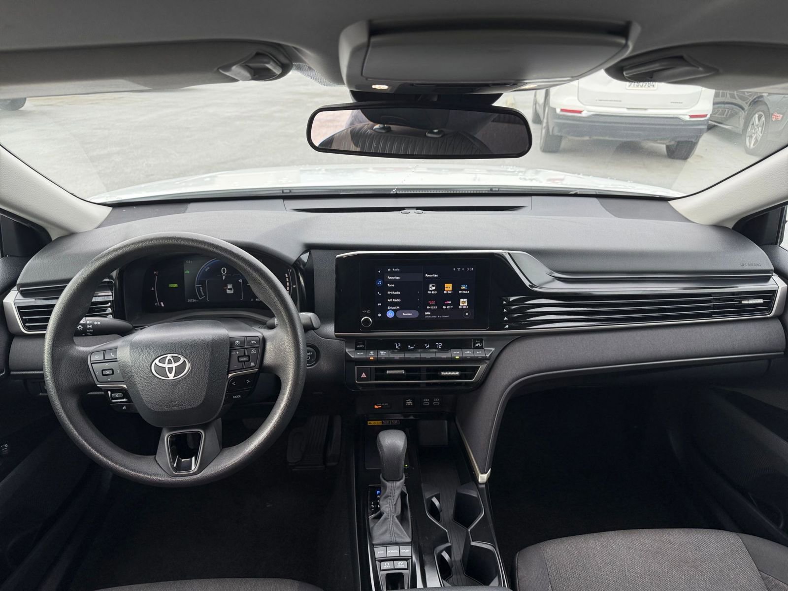 Thumbnail: 2025 Toyota Camry - 31