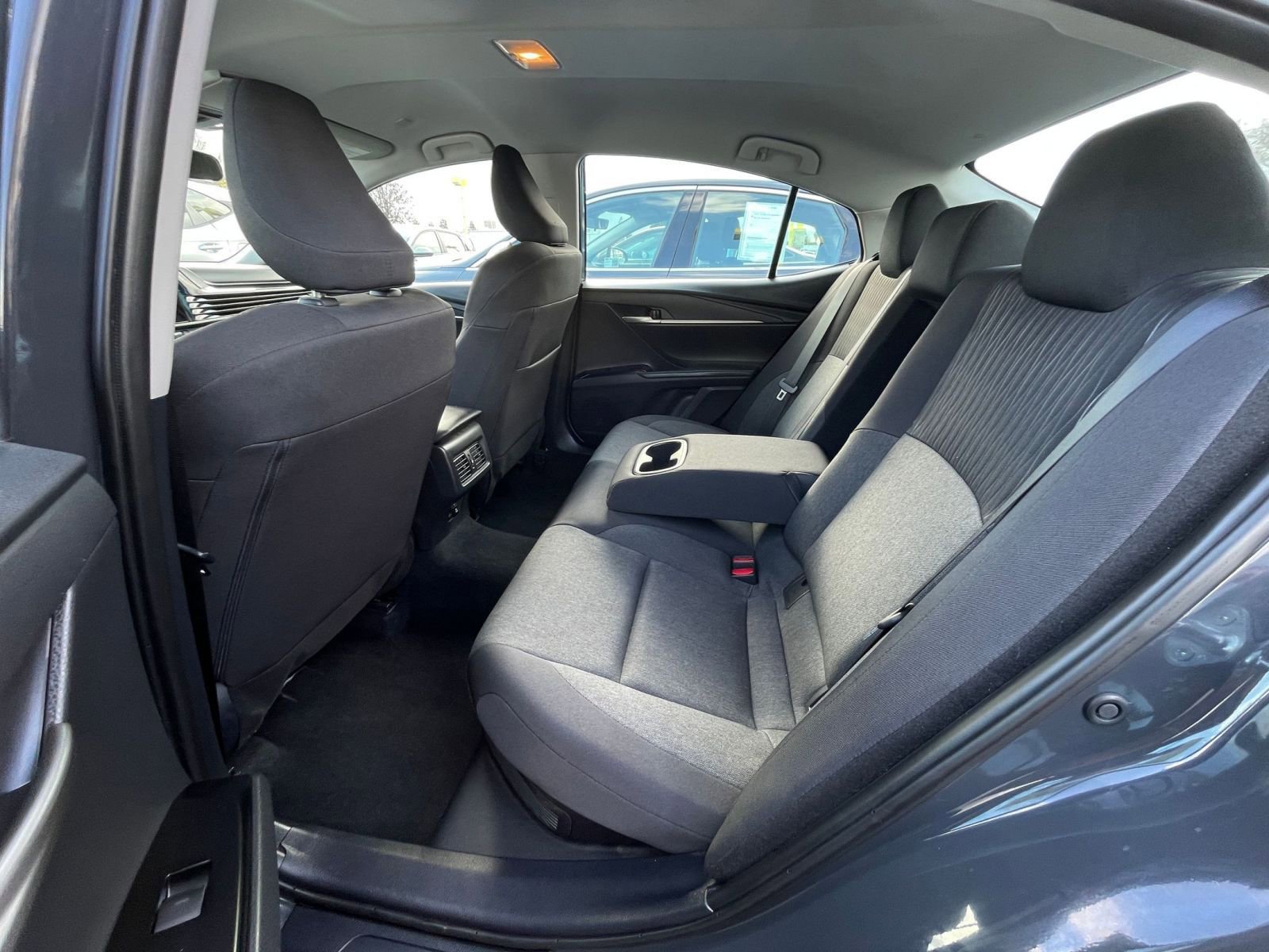 Thumbnail: 2025 Toyota Camry - 25