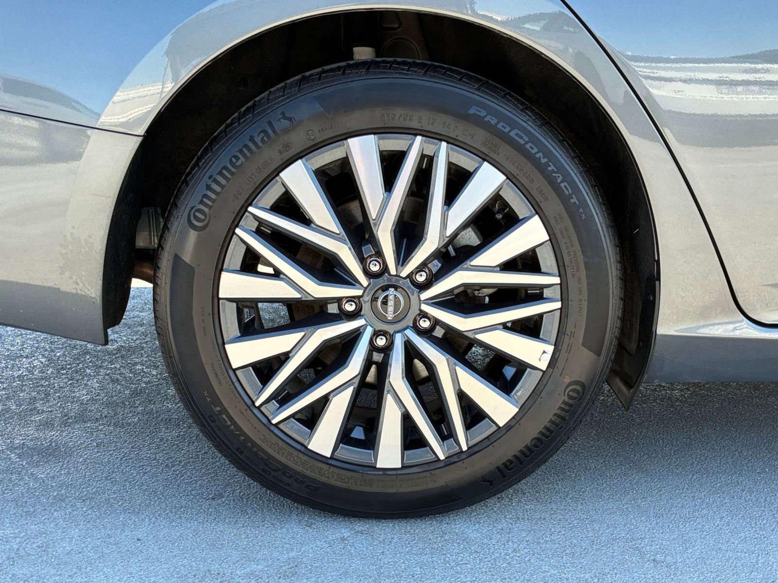 Thumbnail: 2025 Nissan Altima - 30