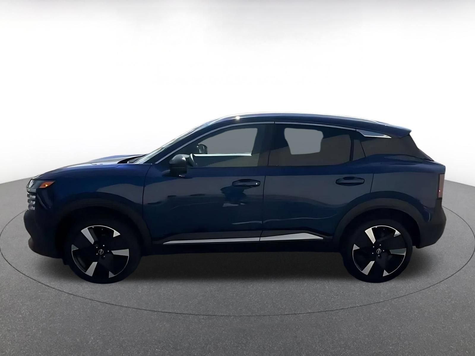 Thumbnail: 2026 Nissan Kicks - 9