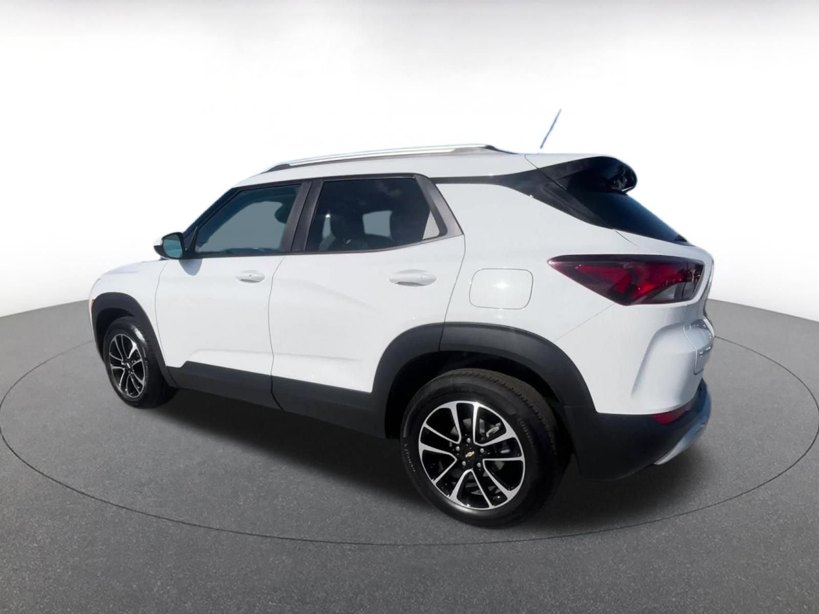 Thumbnail: 2025 Chevrolet TrailBlazer - 10