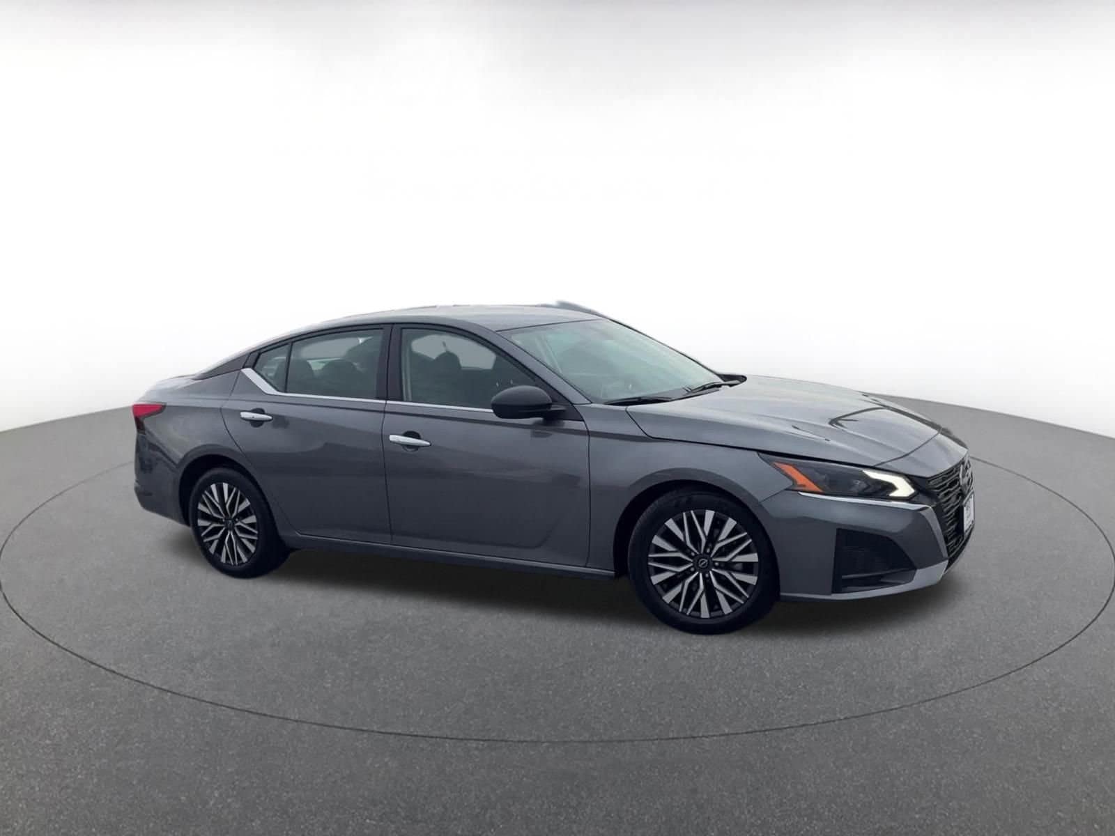 Thumbnail: 2024 Nissan Altima - 2