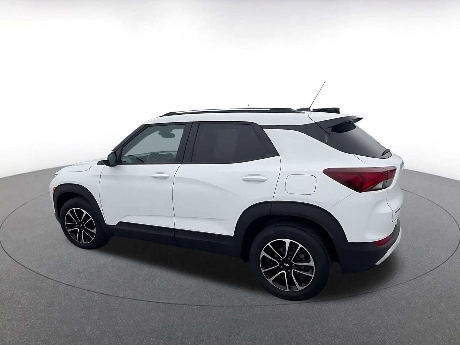 Thumbnail: 2025 Chevrolet TrailBlazer - 9