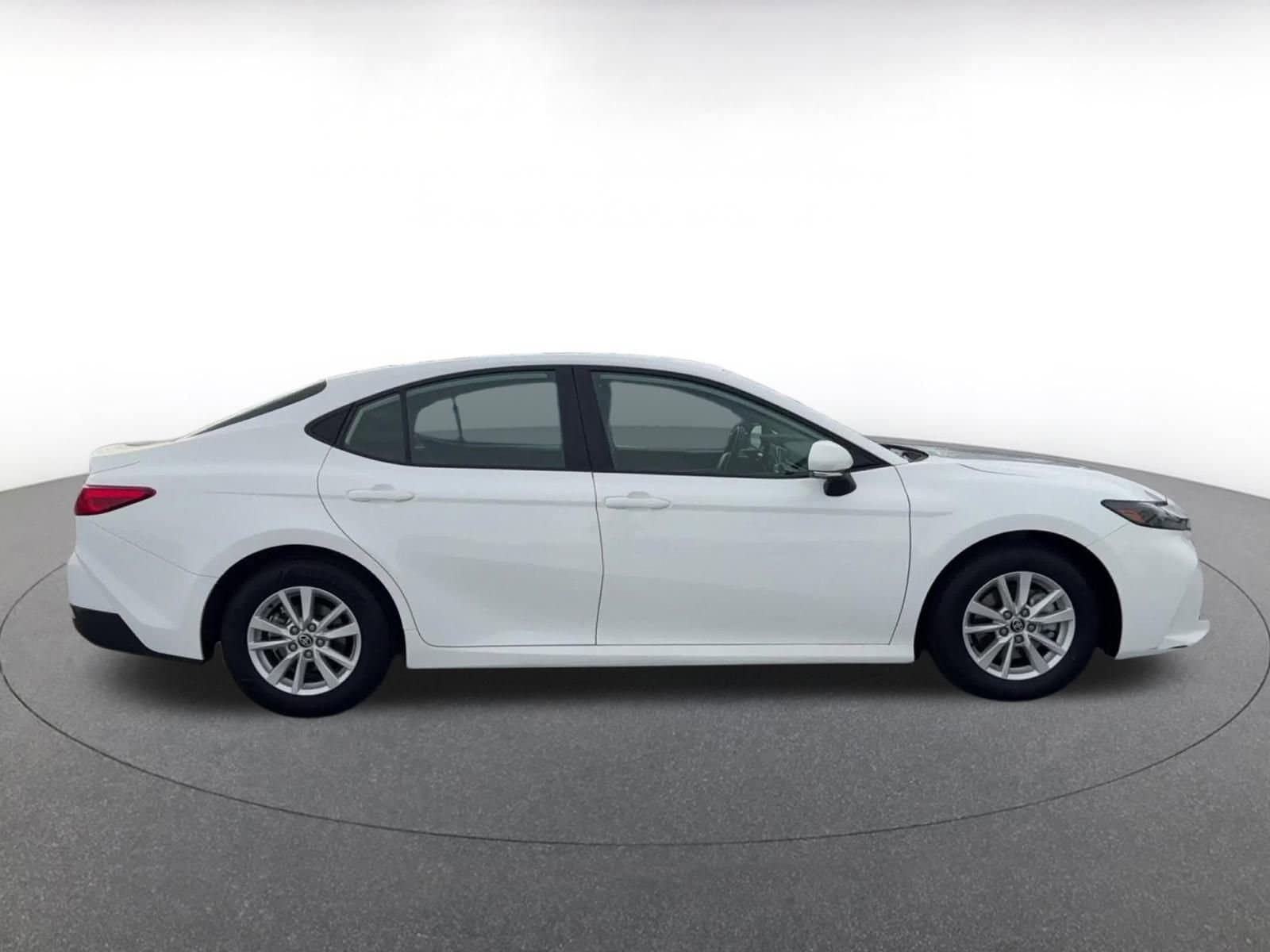 Thumbnail: 2025 Toyota Camry - 16