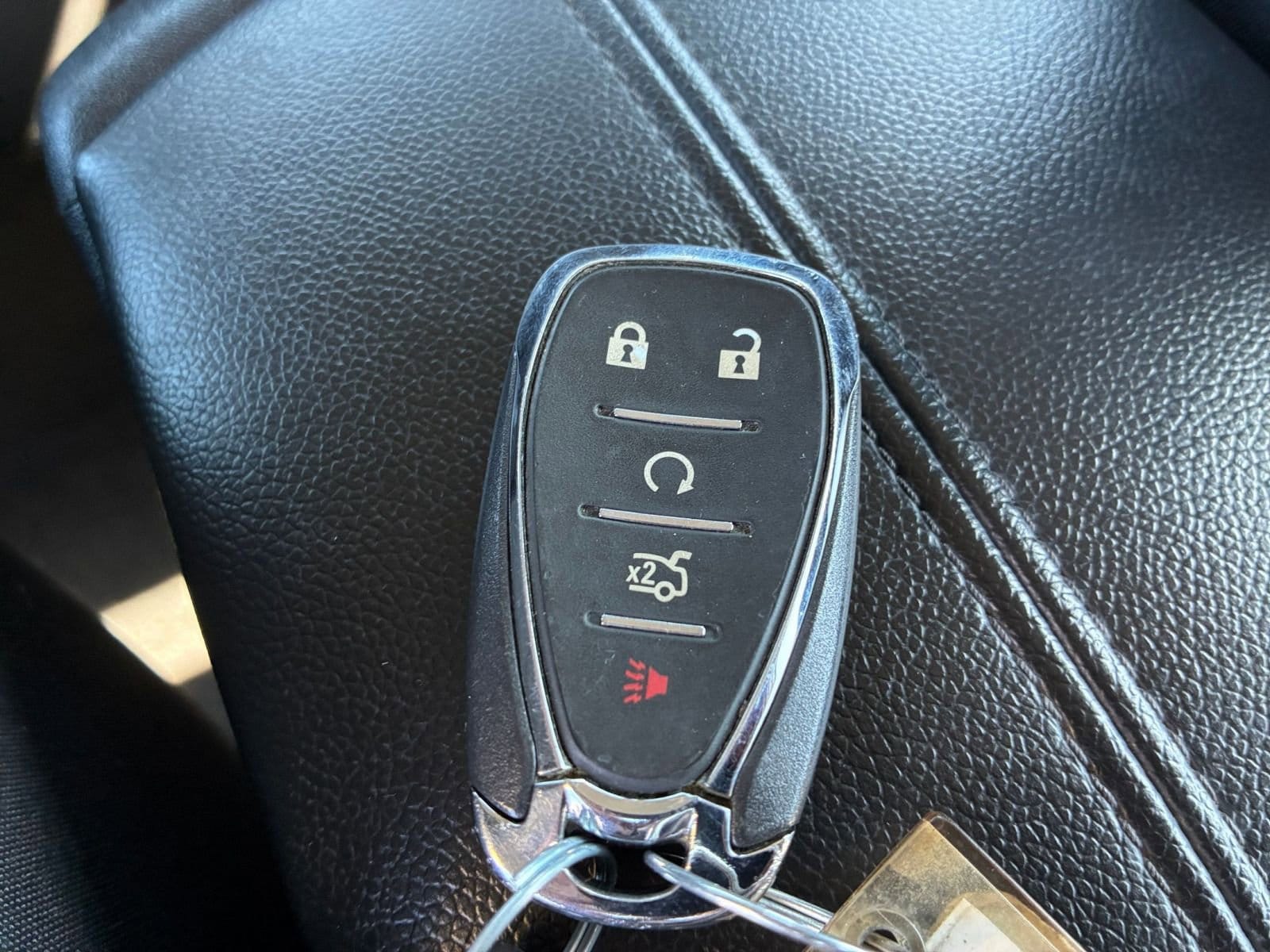 Thumbnail: 2024 Chevrolet Malibu - 21