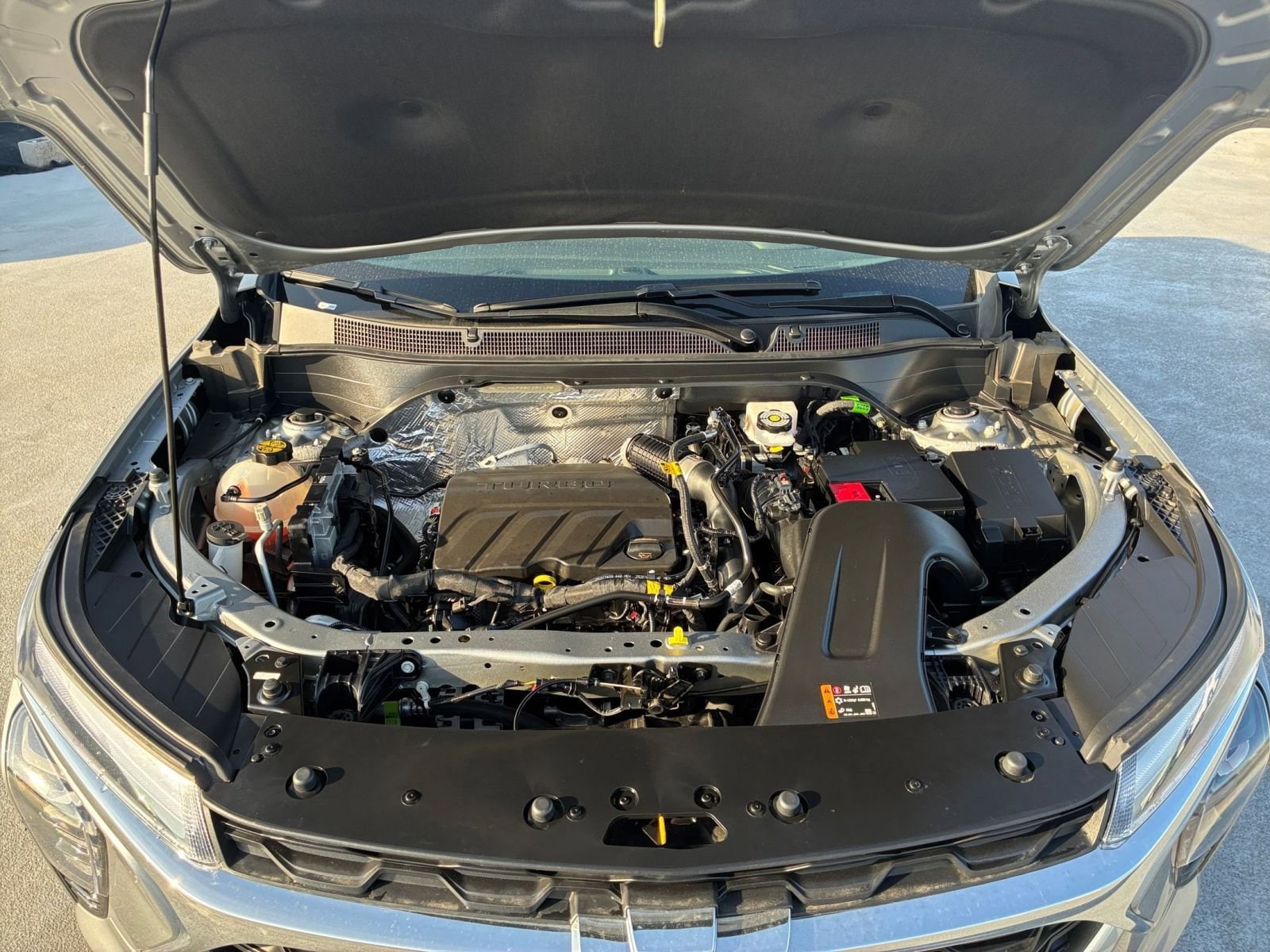 Thumbnail: 2025 Chevrolet Trax - 30