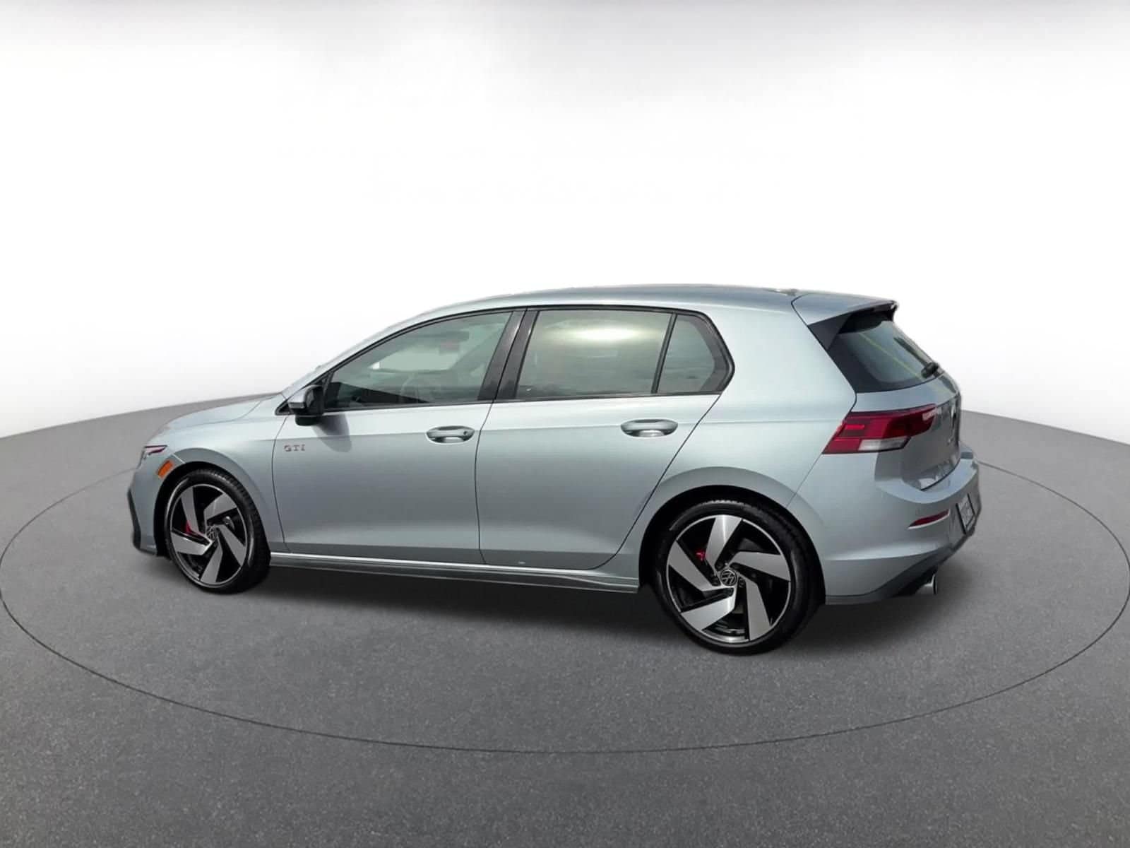 Thumbnail: 2026 Volkswagen Golf - 8