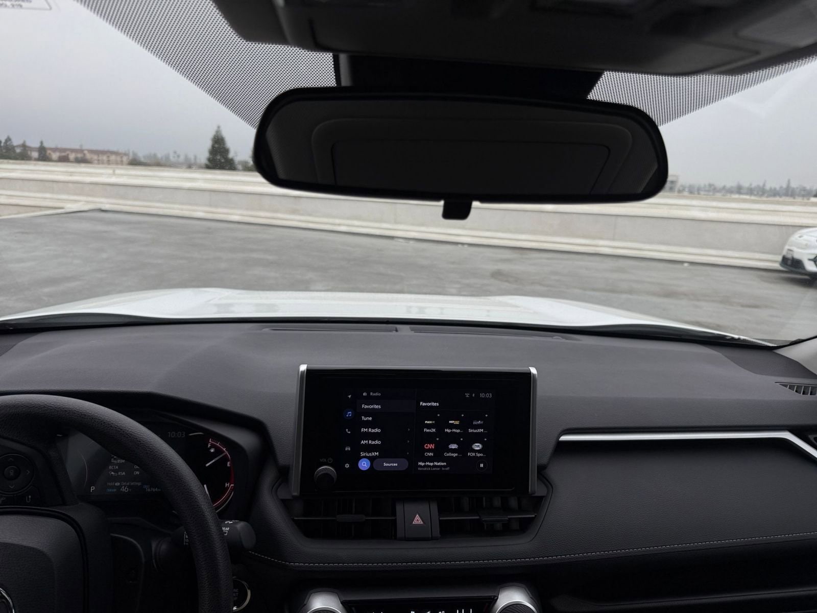 Thumbnail: 2025 Toyota RAV4 - 33