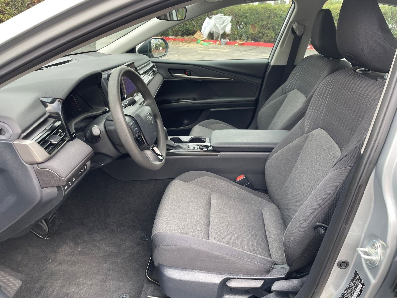 Thumbnail: 2025 Toyota Camry - 24