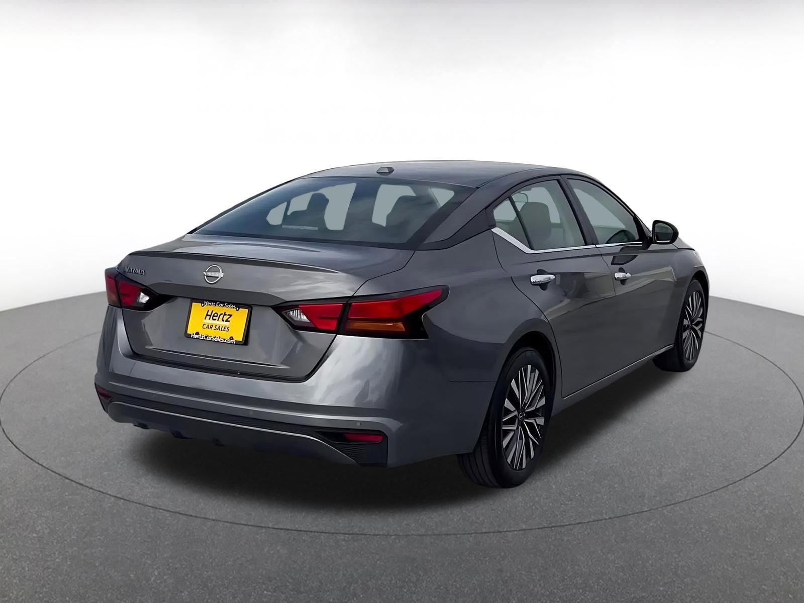 Thumbnail: 2025 Nissan Altima - 14