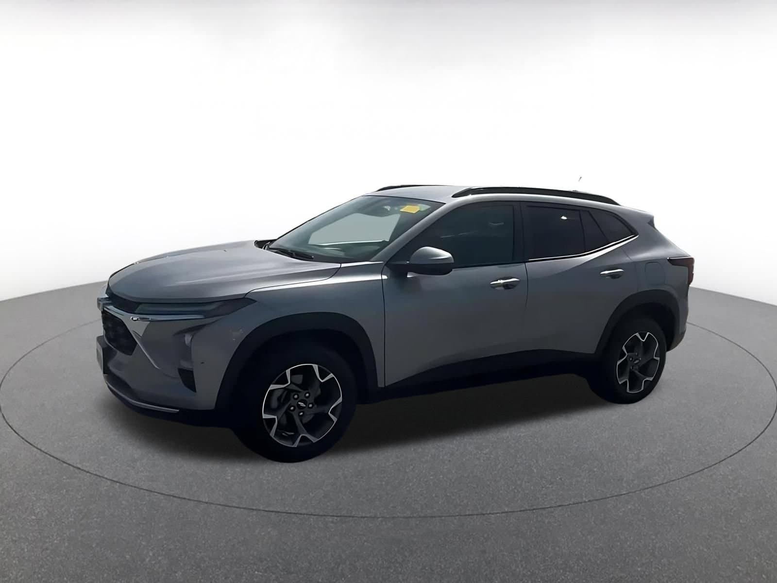 Thumbnail: 2025 Chevrolet Trax - 6