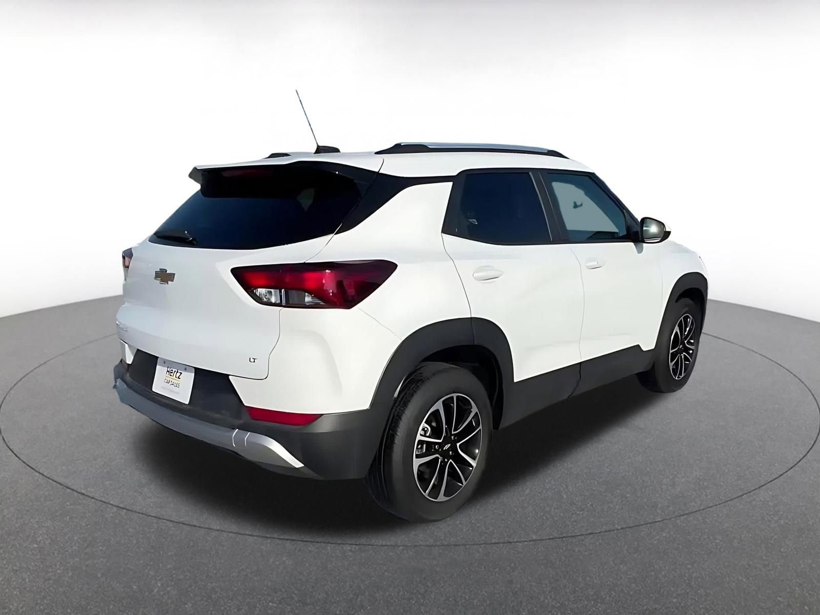 Thumbnail: 2025 Chevrolet TrailBlazer - 12