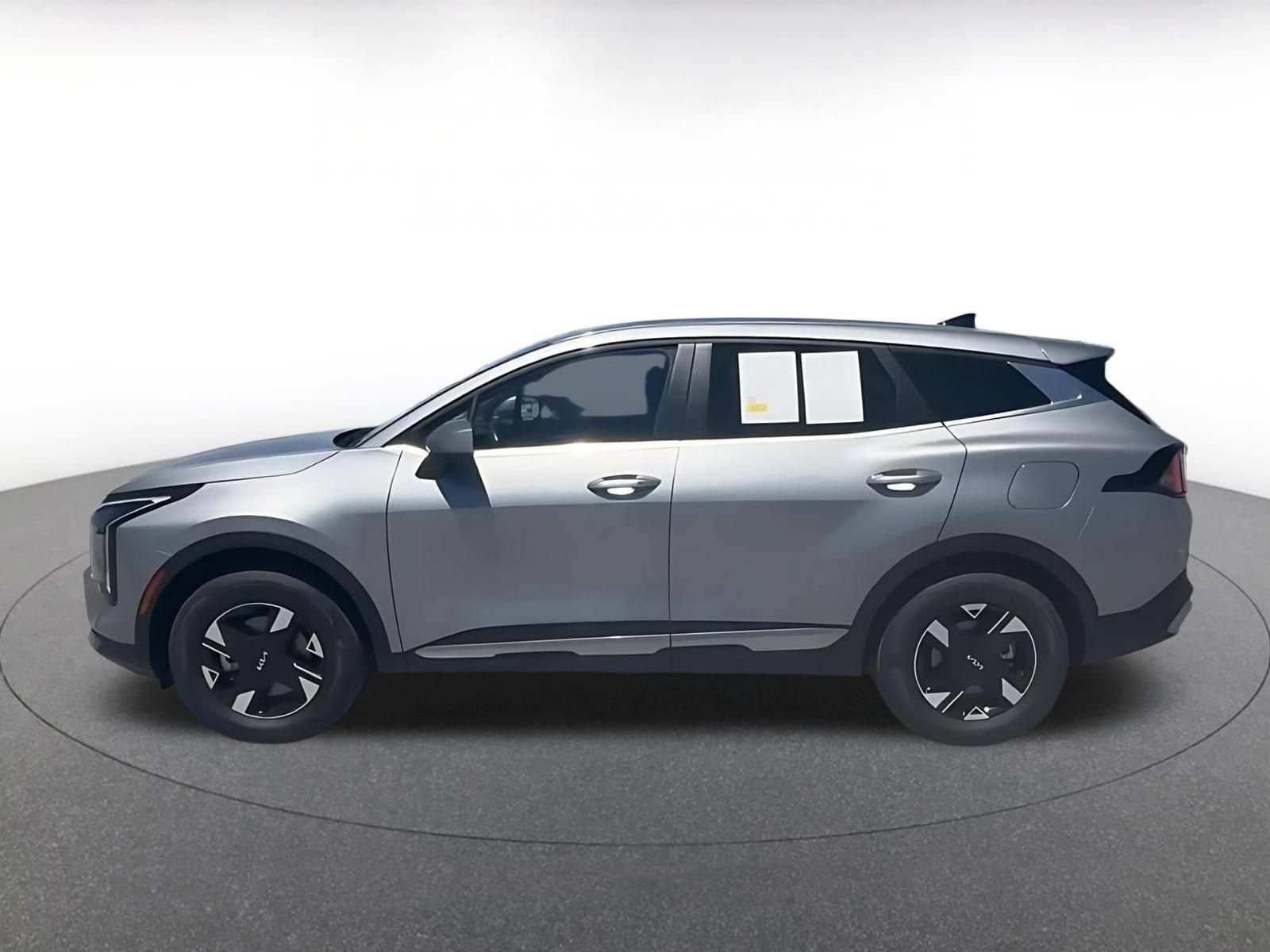 Thumbnail: 2026 Kia Sportage - 8