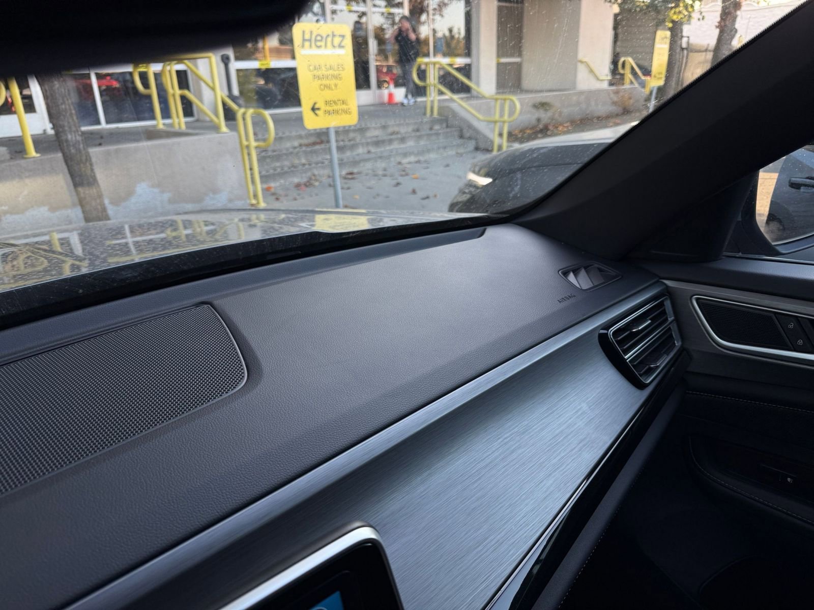 Thumbnail: 2025 Volkswagen Atlas - 35