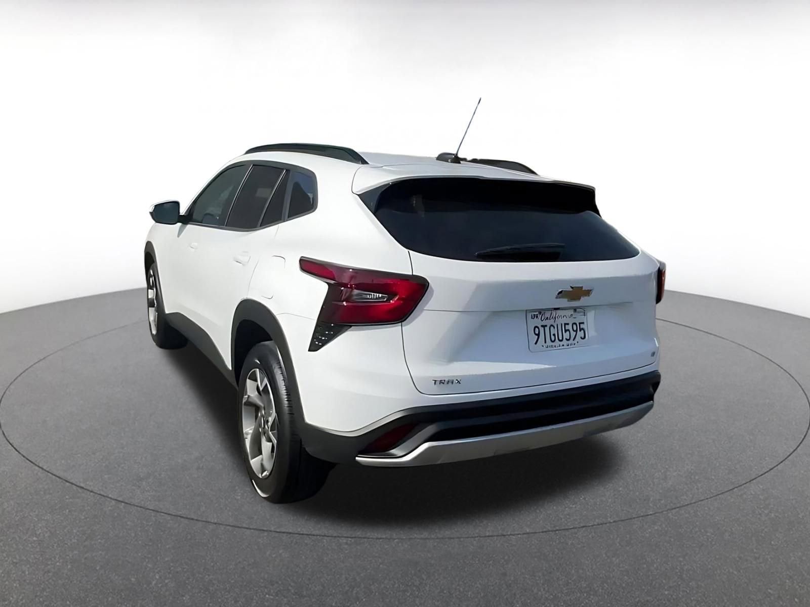 Thumbnail: 2025 Chevrolet Trax - 11