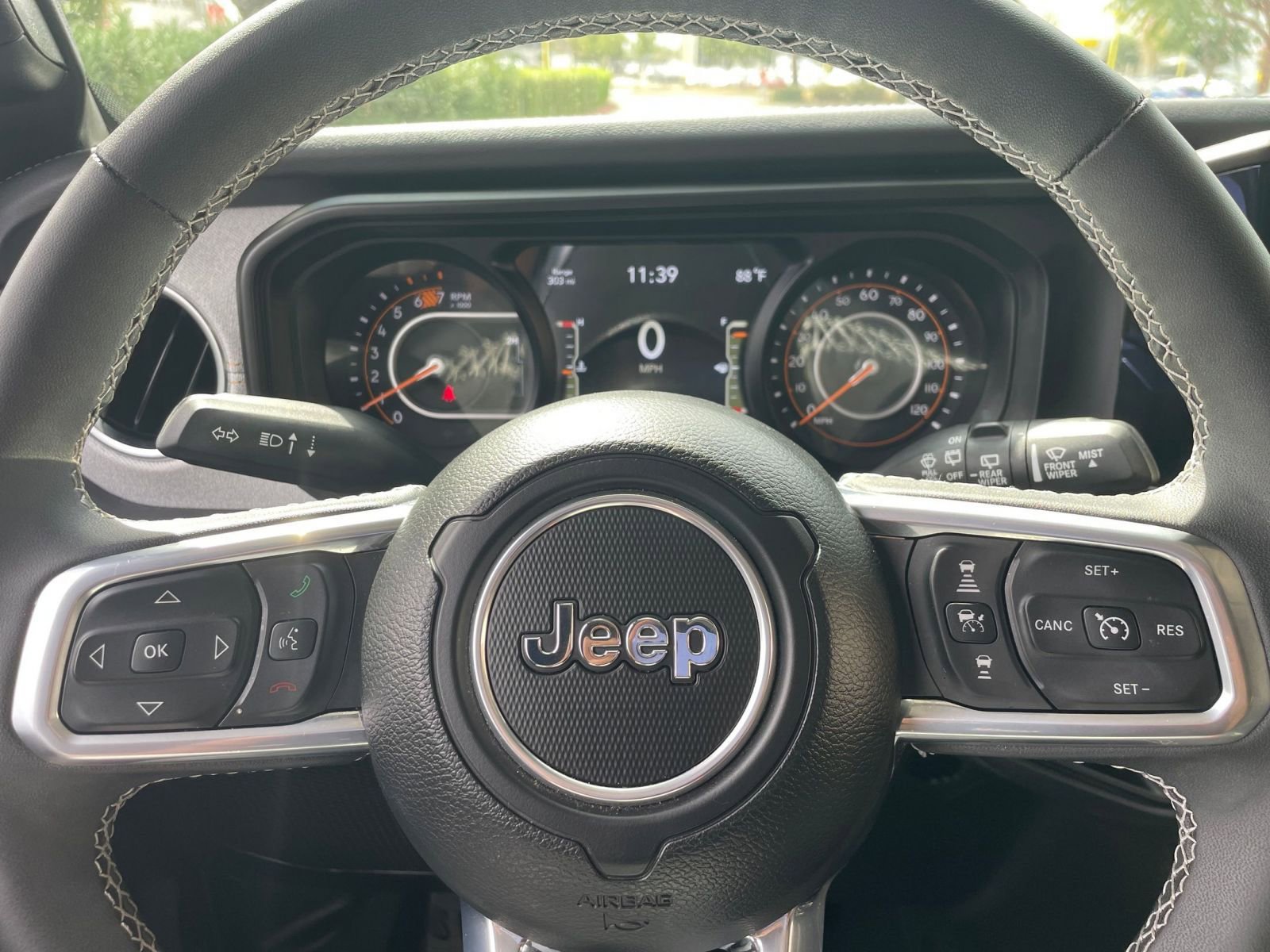 Thumbnail: 2025 Jeep Wrangler - 27