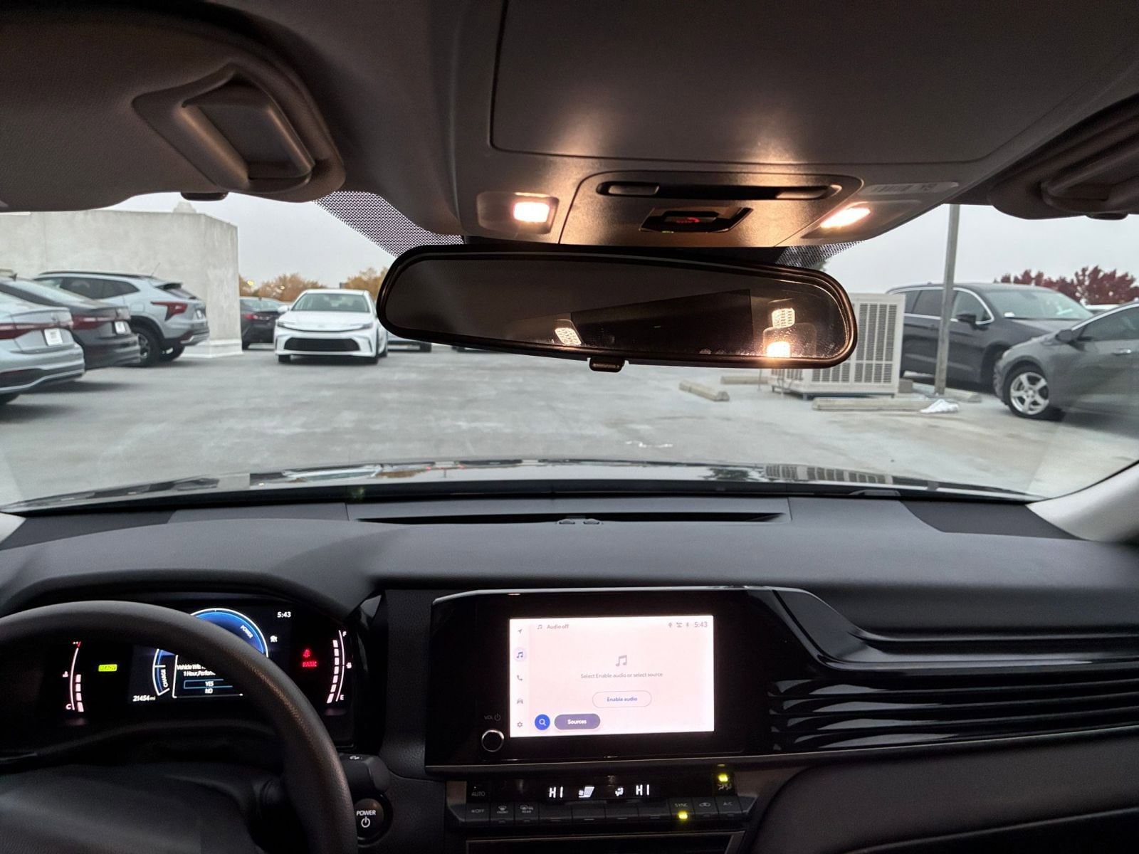 Thumbnail: 2025 Toyota Camry - 31