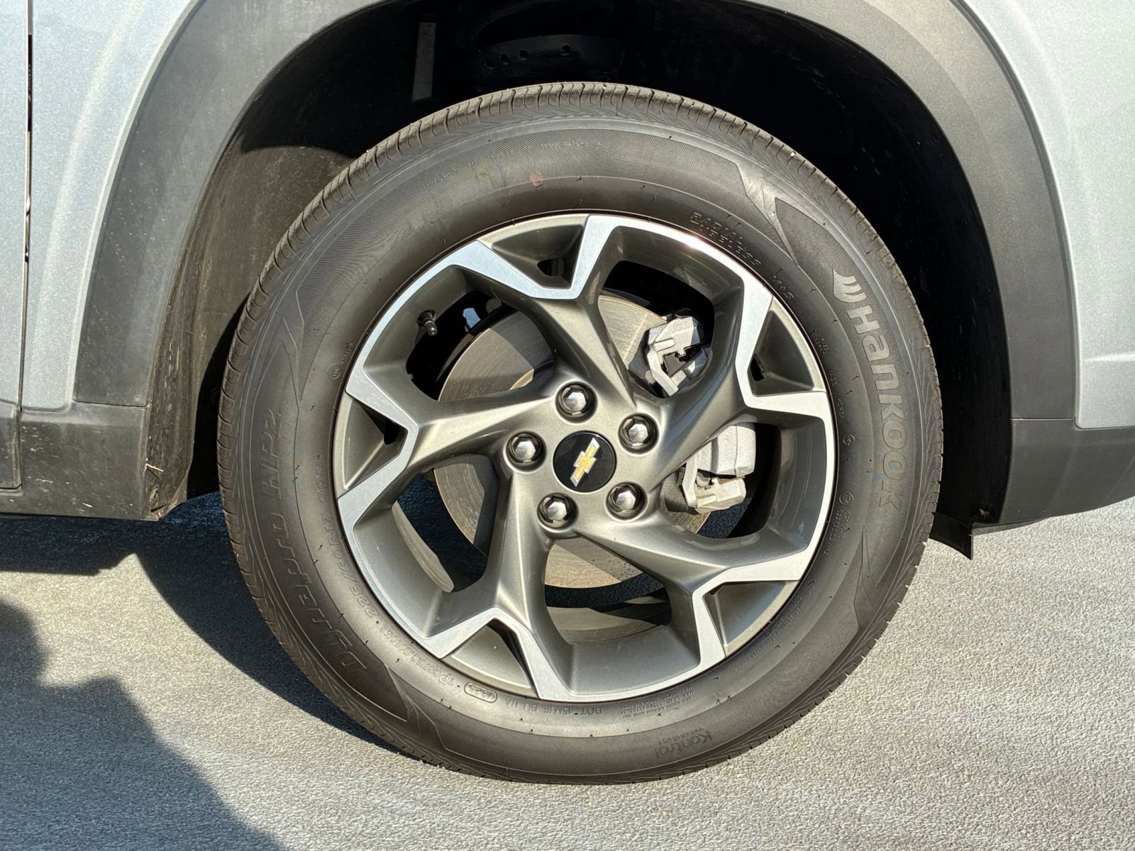 Thumbnail: 2025 Chevrolet Trax - 28