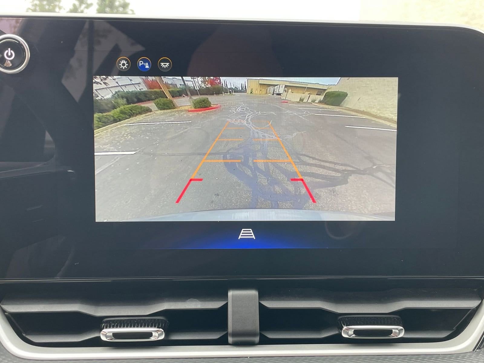 Thumbnail: 2025 Chevrolet Equinox - 17