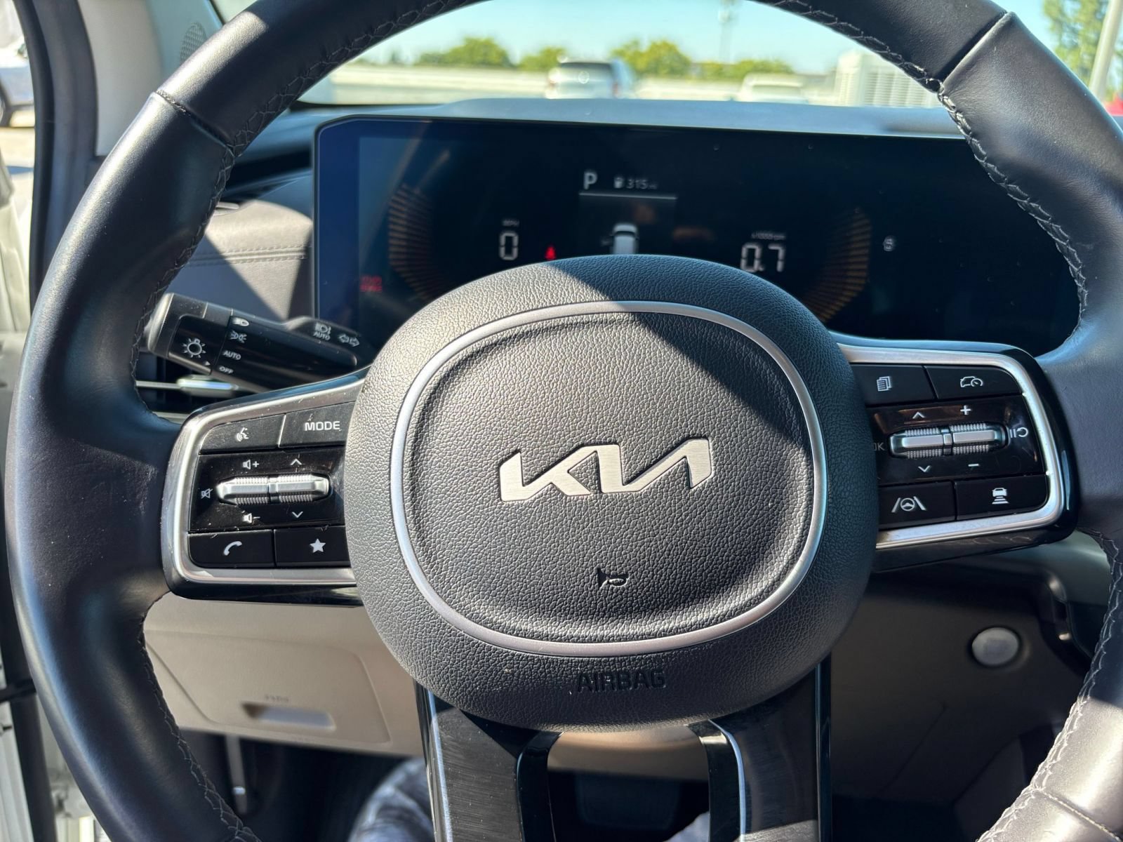 Thumbnail: 2026 Kia Carnival - 30
