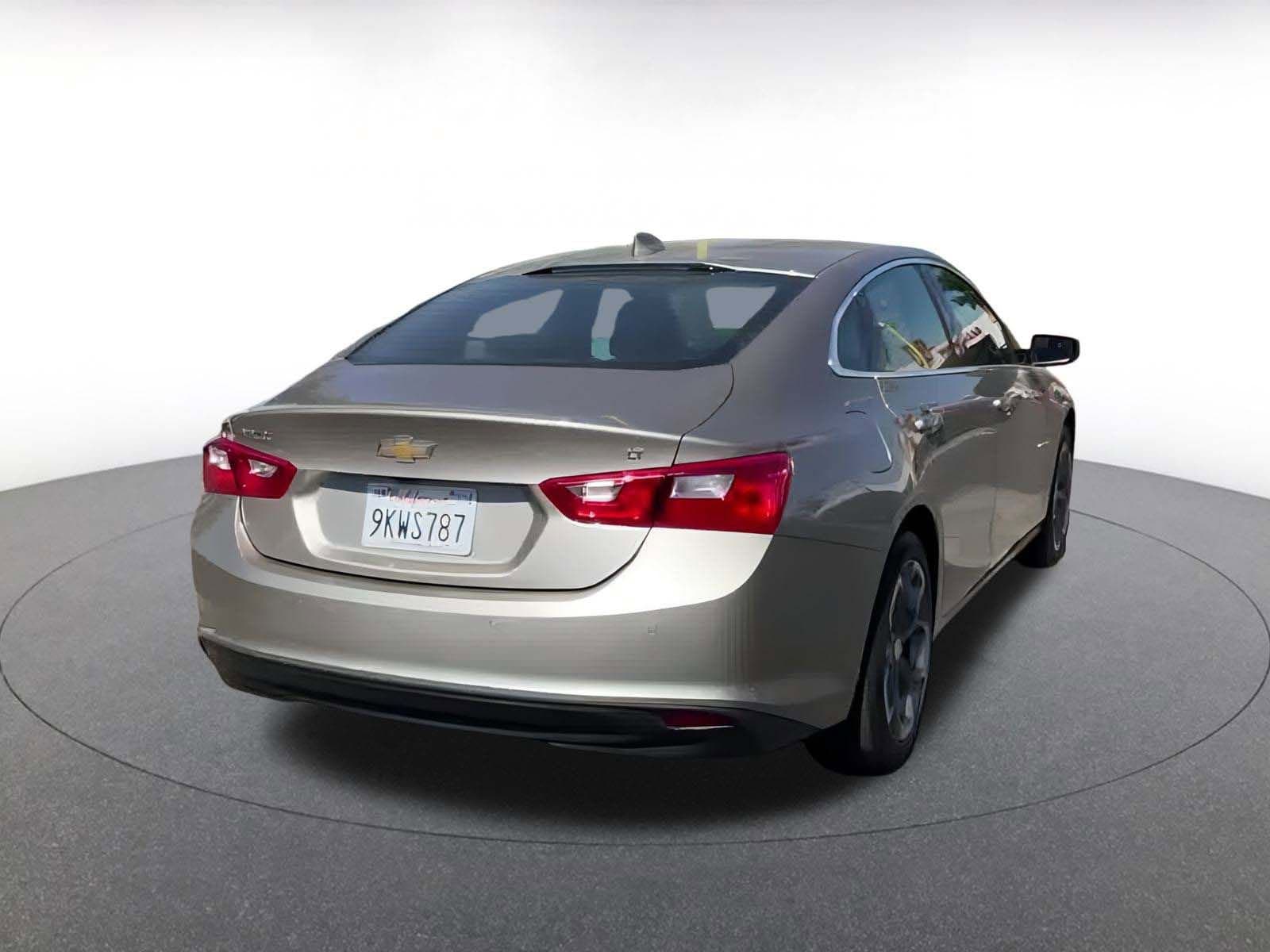 Thumbnail: 2024 Chevrolet Malibu - 14