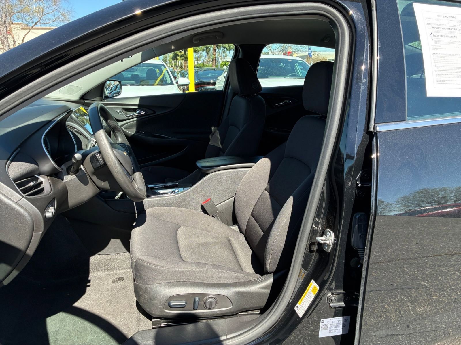 Thumbnail: 2024 Chevrolet Malibu - 28