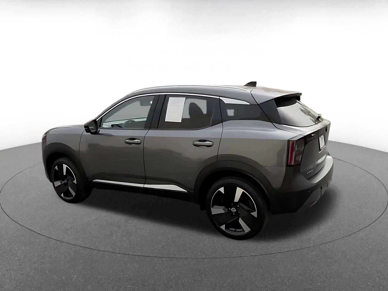 Thumbnail: 2026 Nissan Kicks - 9