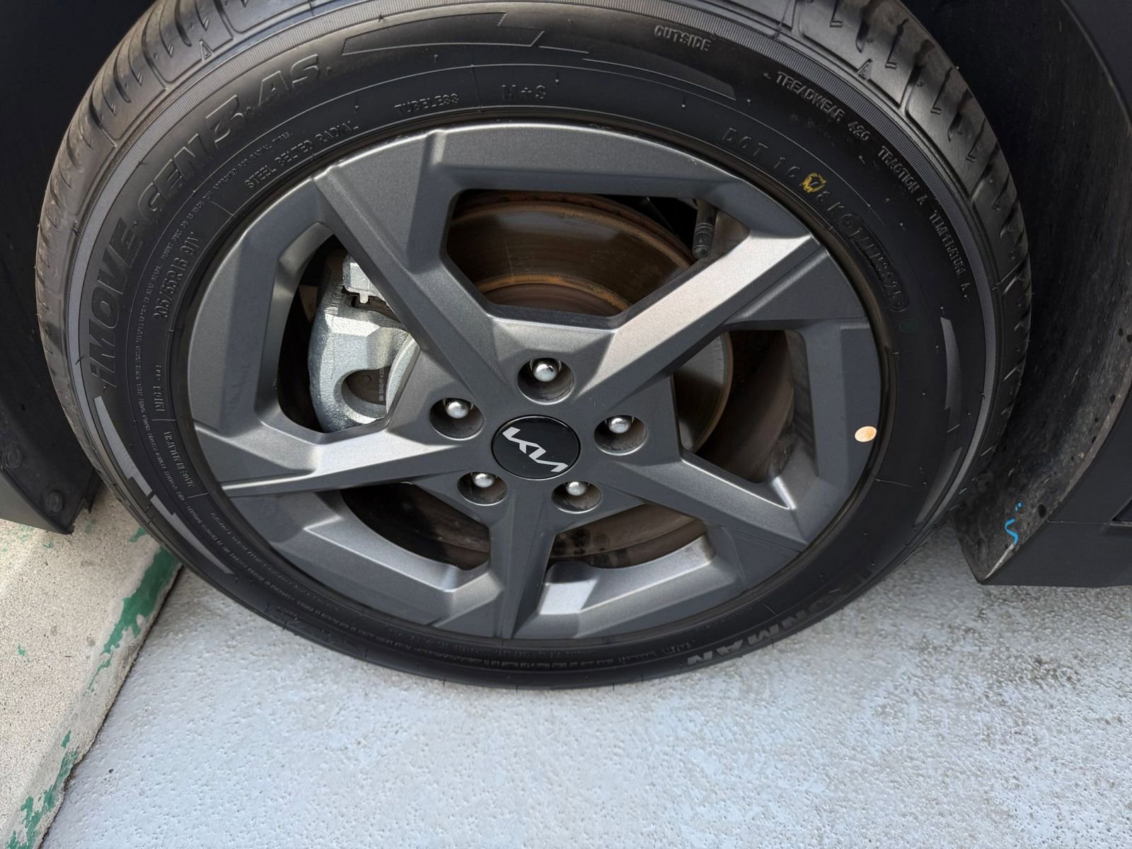 Thumbnail: 2025 Kia K4 - 28