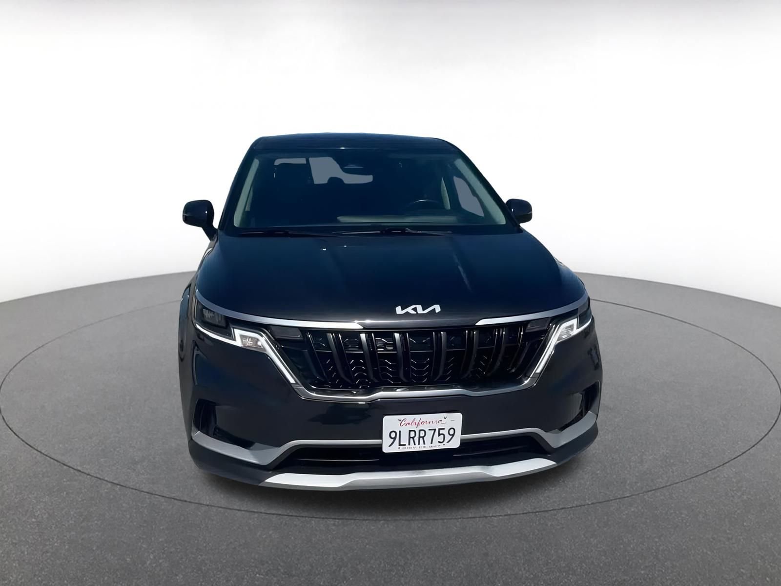 Thumbnail: 2024 Kia Carnival - 3