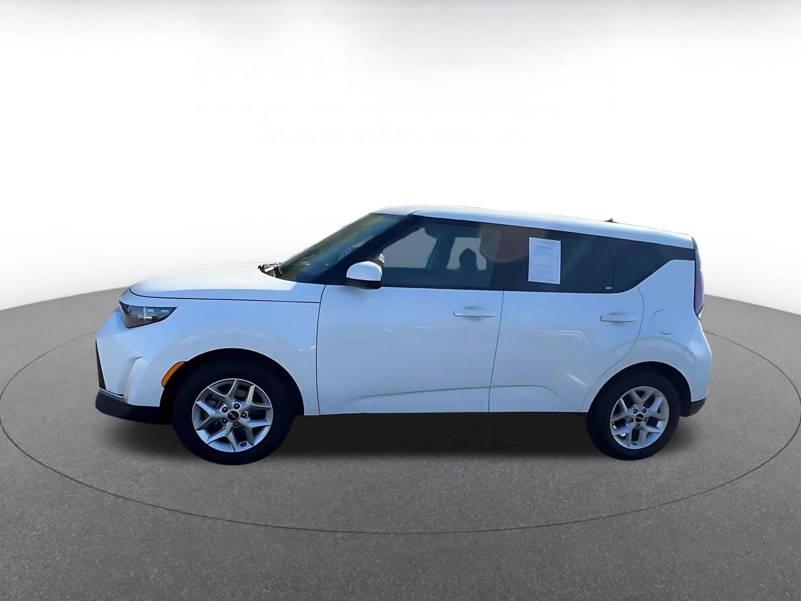 Thumbnail: 2025 Kia Soul - 8