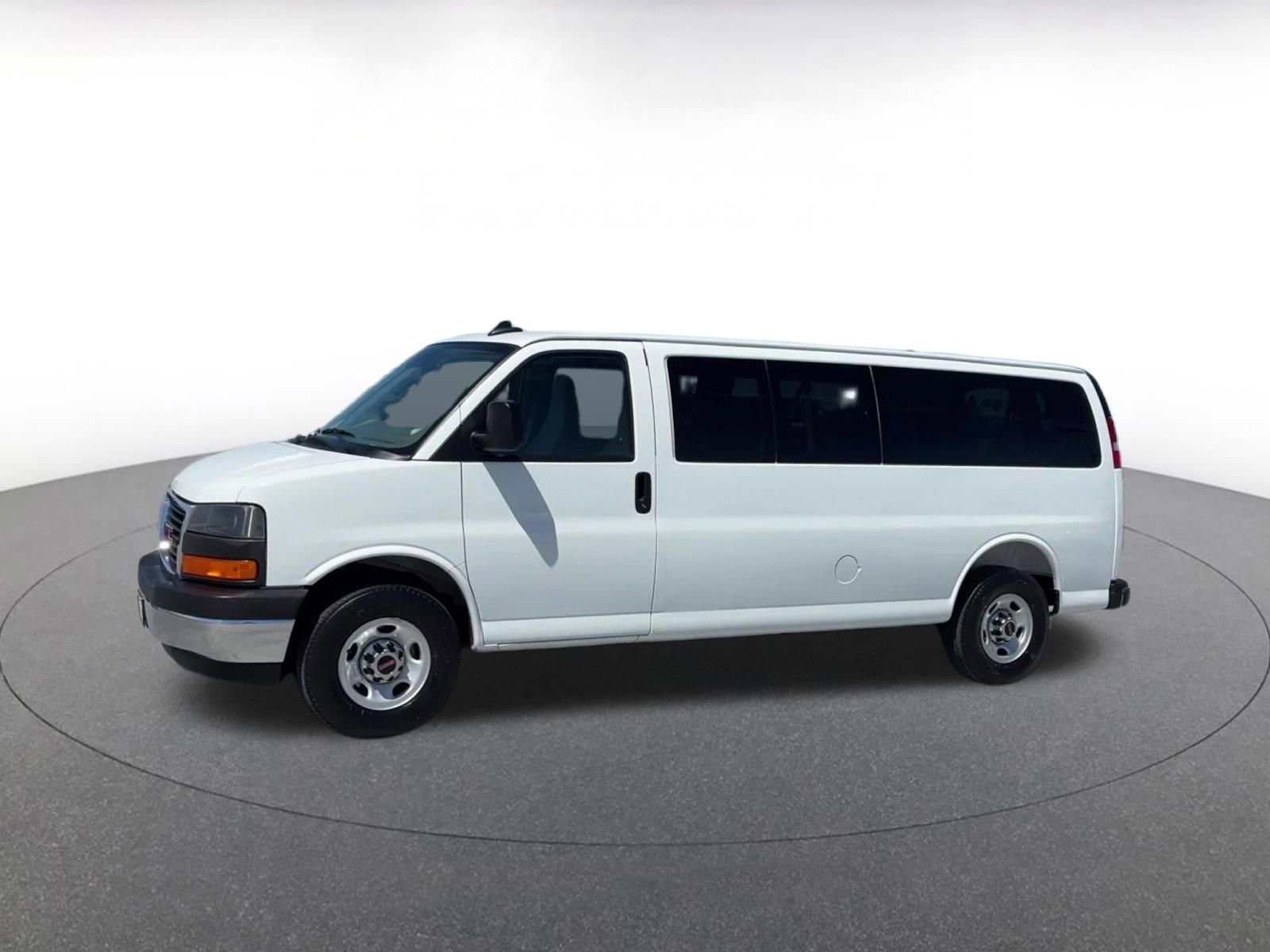 Thumbnail: 2025 GMC Savana - 8