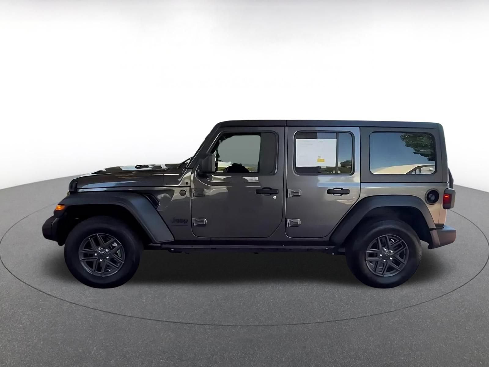 Thumbnail: 2025 Jeep Wrangler - 4