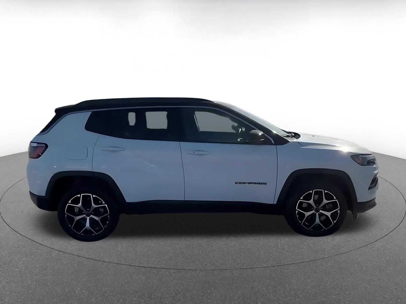 Thumbnail: 2025 Jeep Compass - 13