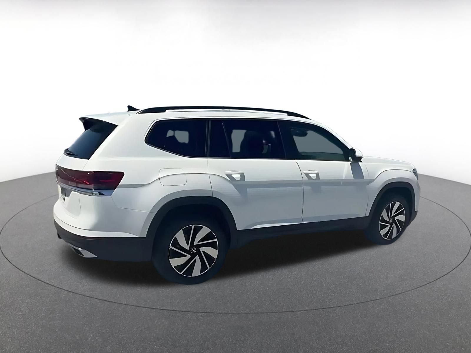 Thumbnail: 2026 Volkswagen Atlas - 15