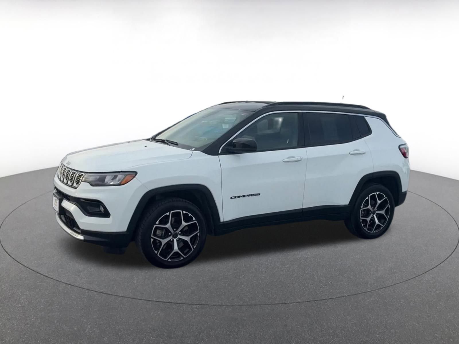 Thumbnail: 2025 Jeep Compass - 8