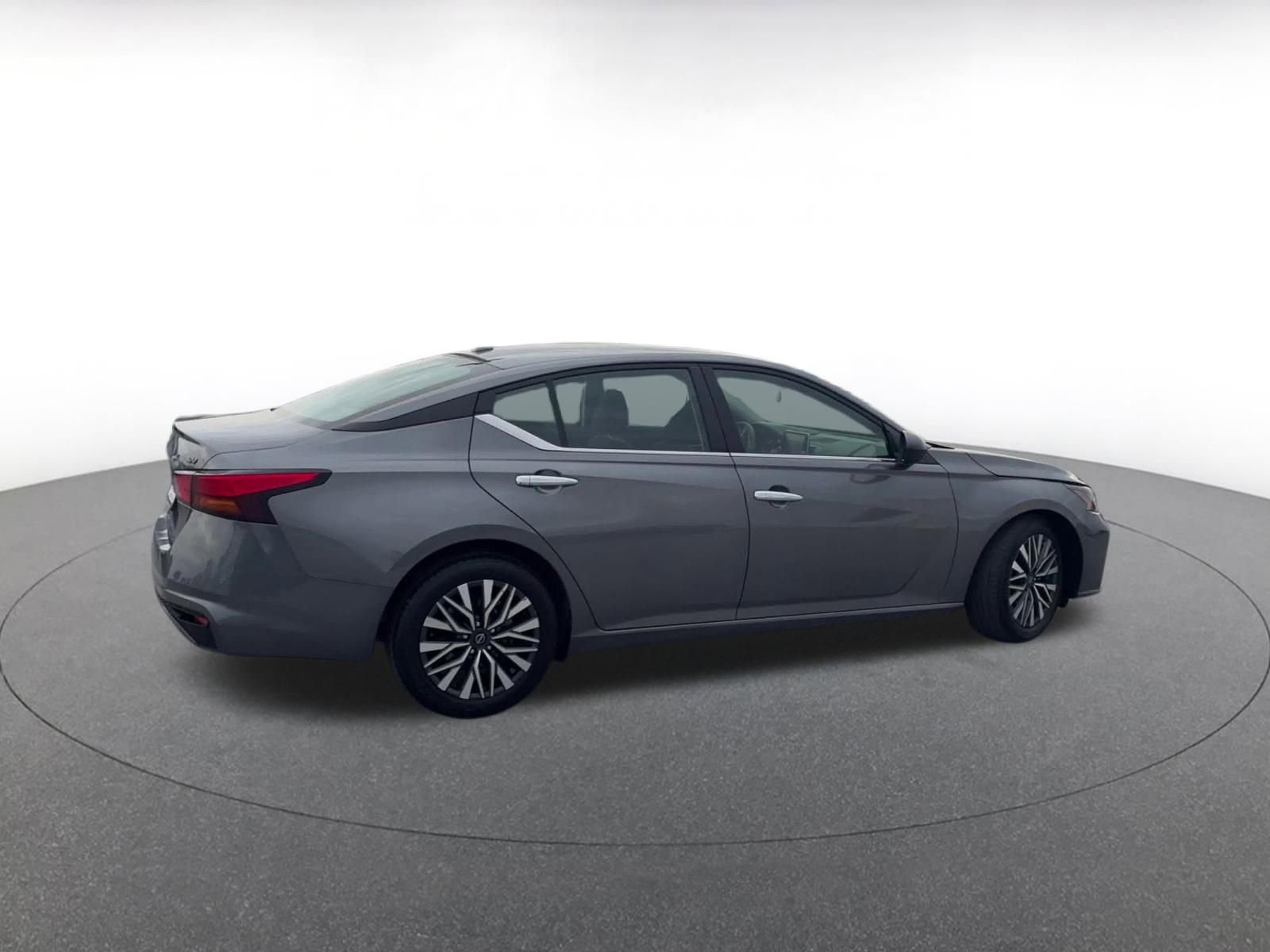 Thumbnail: 2024 Nissan Altima - 15