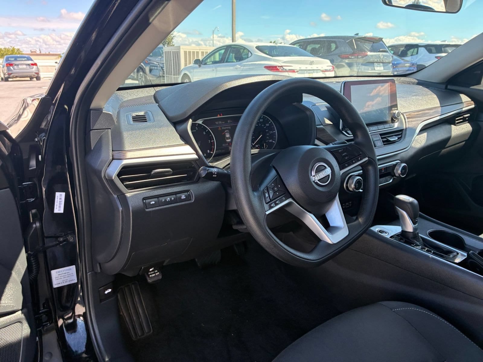 Thumbnail: 2025 Nissan Altima - 32
