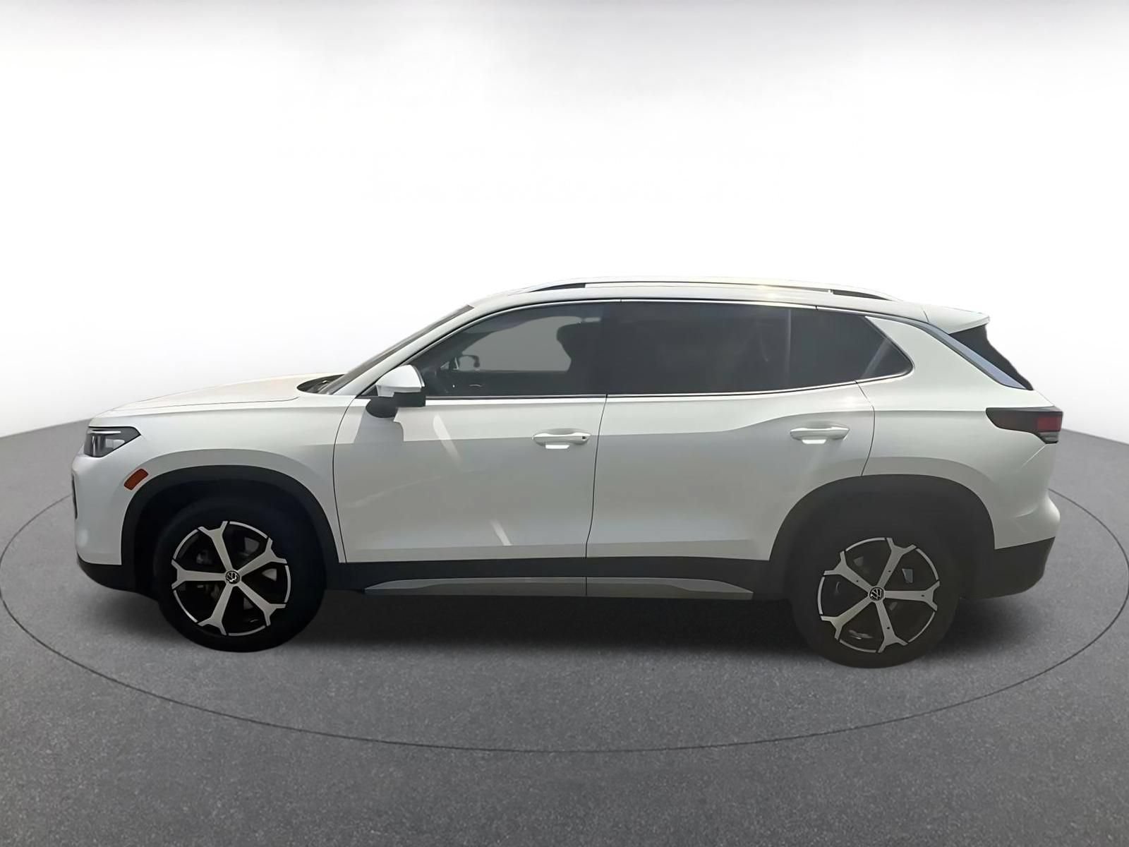 Thumbnail: 2026 Volkswagen Tiguan - 7