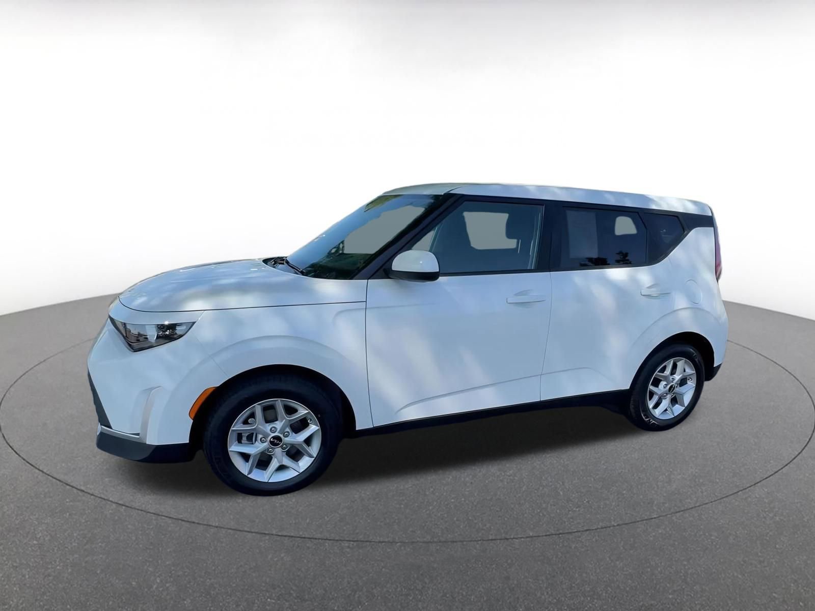 Thumbnail: 2023 Kia Soul - 7