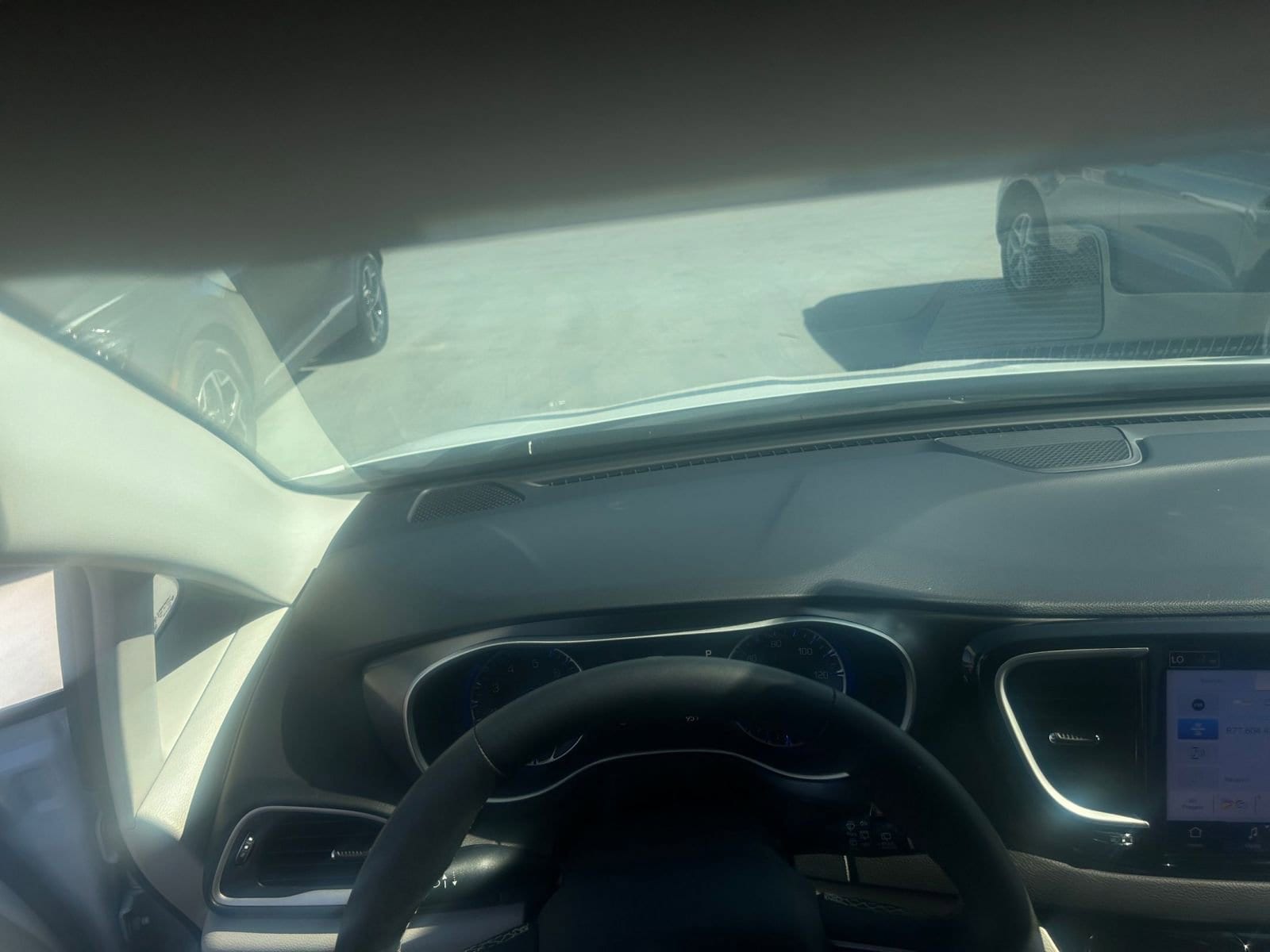 Thumbnail: 2024 Chrysler Pacifica - 34